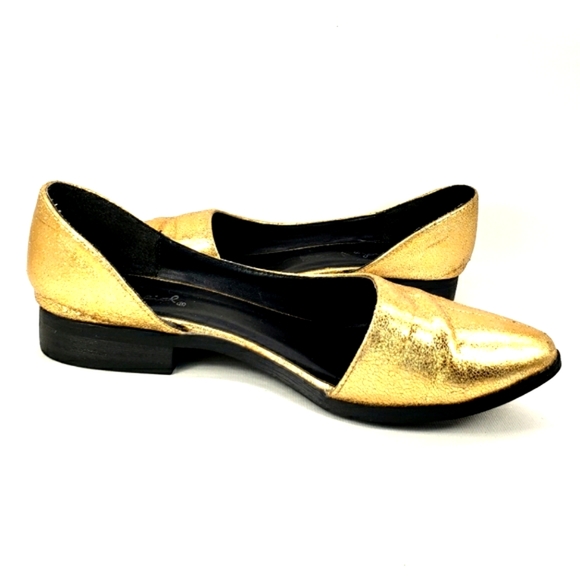 Qupid D'orsay Metallic Gold, Slip On, Pointy Toe, Open Side Flats. Women's 7M - Picture 3 of 12
